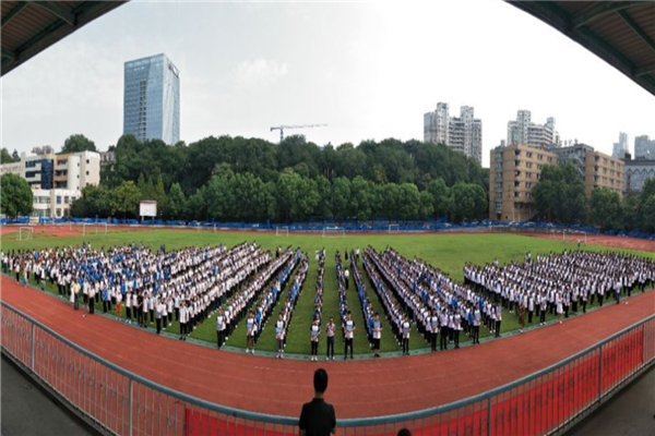 江汉十大高中排行榜 湖北省武昌实验中学上榜第一多彩校园