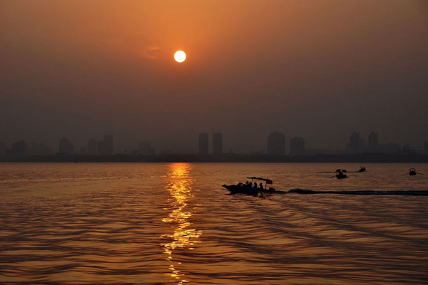 湖北十大著名湖泊排名：东湖在榜，洪湖排第三