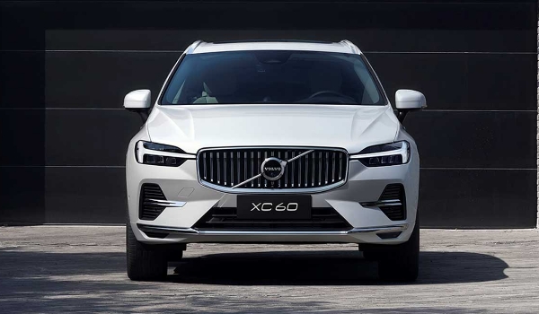 沃尔沃xc60报价及图片 2022新款报价37万起（分期首付12万起）