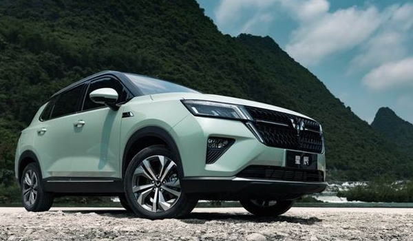 五菱星辰suv2021款多少钱 入门车型不到7万（裸车没有优惠）