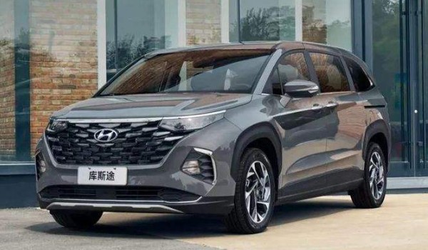 库斯途属于什么级别 定位中大型mpv(车身长达4.9米)