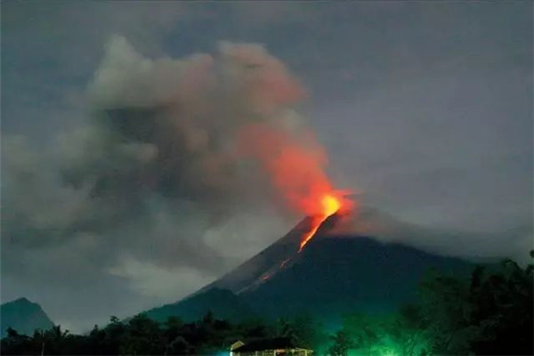 世界上最活跃的十座火山，相当活跃危险极大